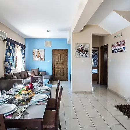Aspro Enas - Stunning 3 Bedroom Ayia Thekla With Private Pool And Sea Views Villa
