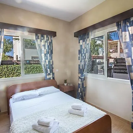 Aspro Enas - Stunning 3 Bedroom Ayia Thekla With Private Pool And Sea Views Villa Agia Napa